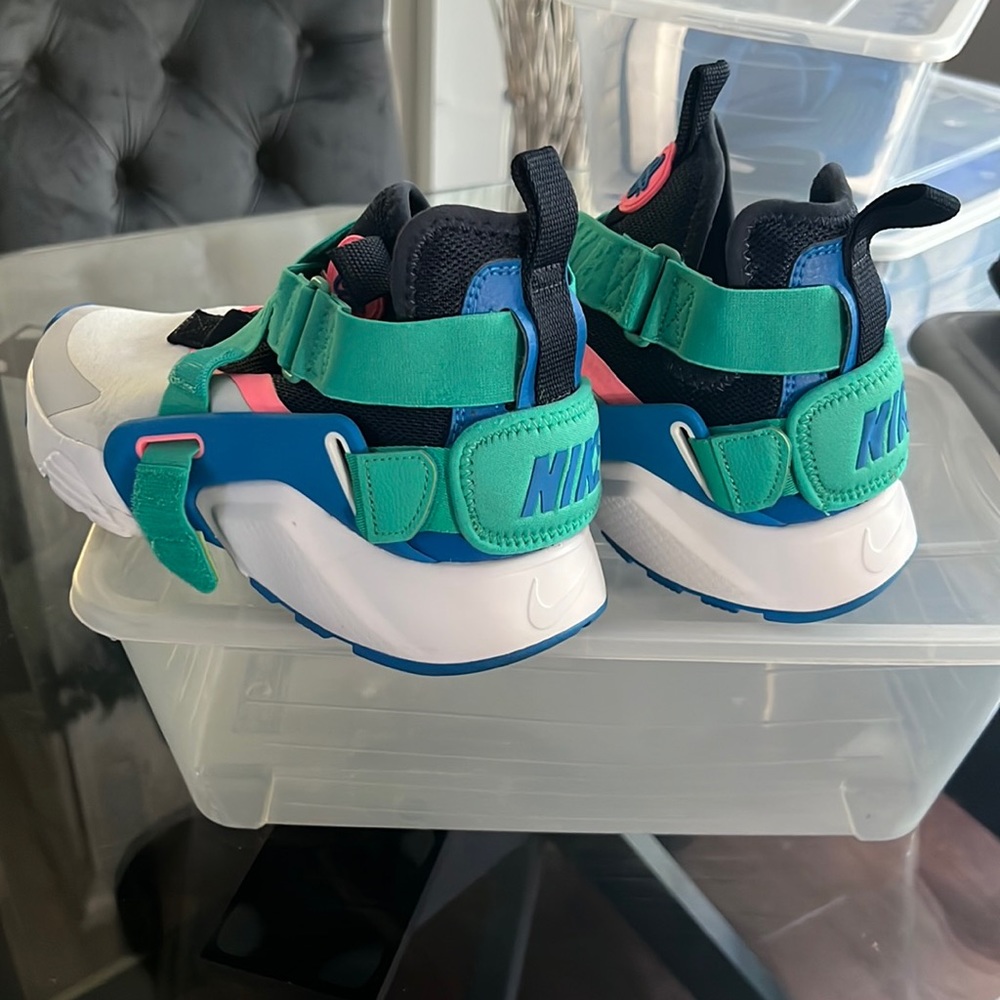 Huarache Sneakers -multi colored